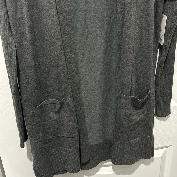 Nine West charcoal gray cardigan new with tag - Picture 3 of 4